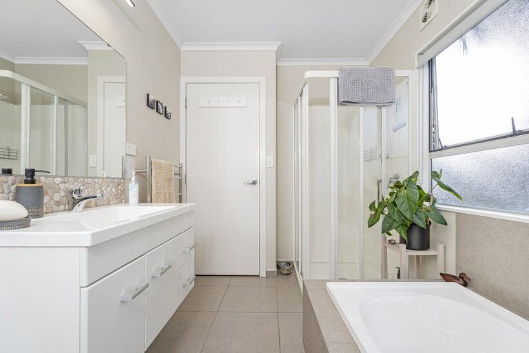 Photo of property in 12 Hilldale Crescent, Kuaotunu West, Whitianga, 3592