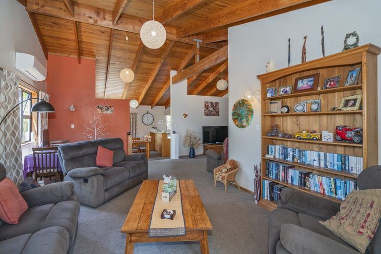 Photo of property in 15 Athenree Road, Athenree, Katikati, 3177