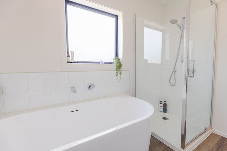 Photo of property in 5a Karaka Street, Castlecliff, Wanganui, 4501