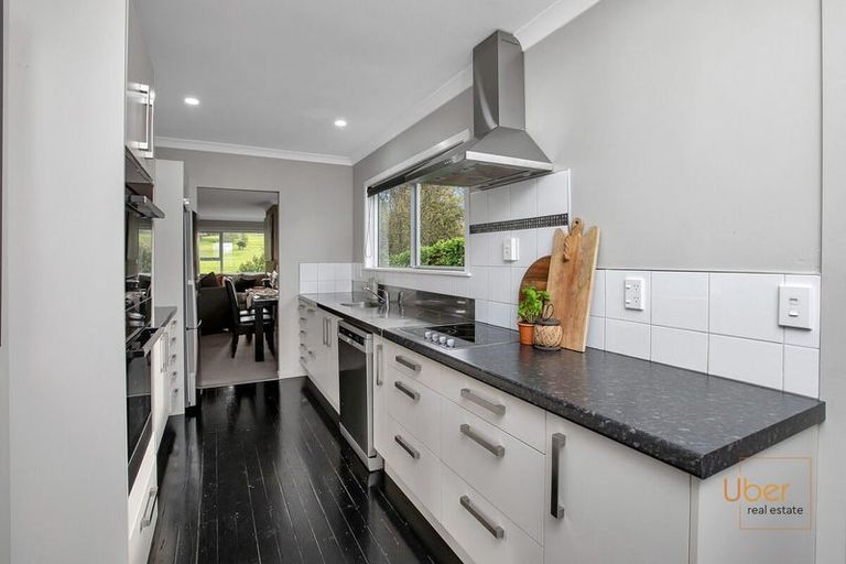 Photo of property in 208 Hurndall Street West, Maungaturoto, 0520