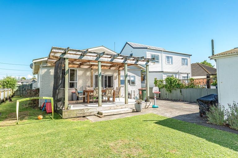 Photo of property in 10 Burton Avenue, Whanganui East, Whanganui, 4500