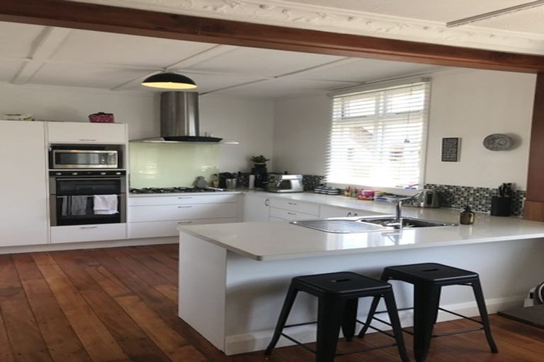 Photo of property in 36 South Street, West End, Palmerston North, 4410