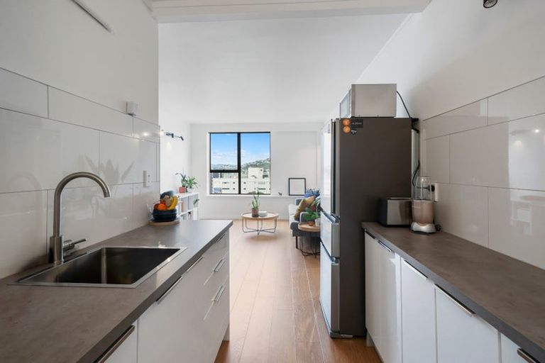 Photo of property in 70 Hobson Street, Thorndon, Wellington, 6011