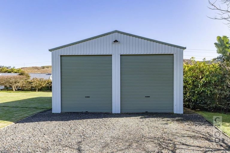 Photo of property in 2 Applemoors Way, Riverhead, 0820