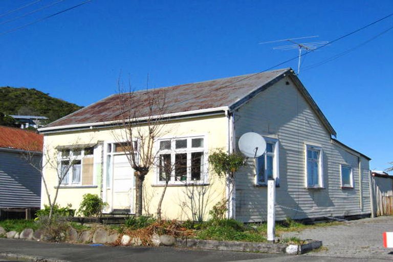 Photo of property in 14 Thompson Street, Greymouth, 7805