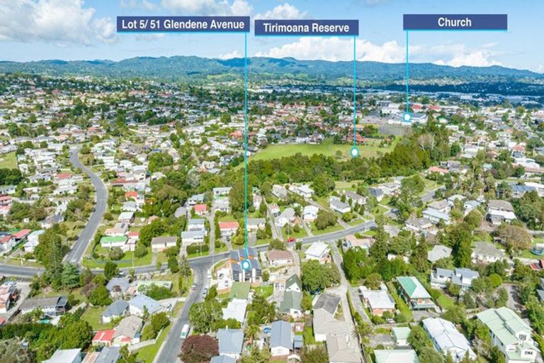 Photo of property in 23b Crystal Avenue, Glendene, Auckland, 0602