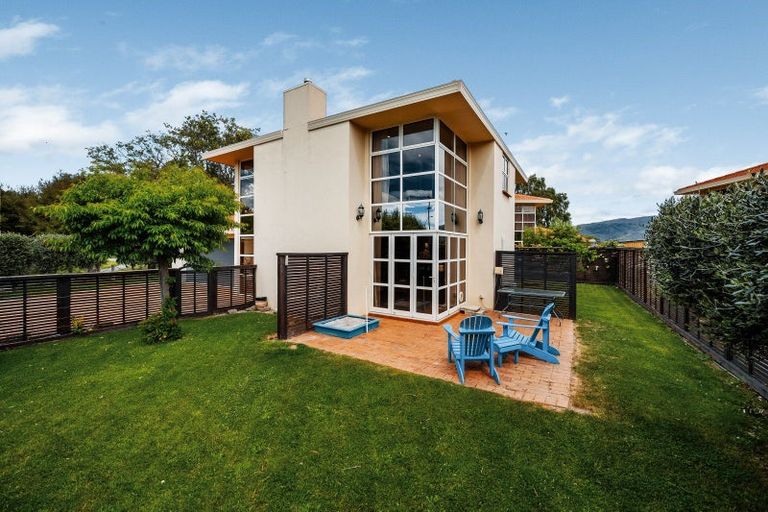 Photo of property in 3 Farrier Court, Cromwell, 9310