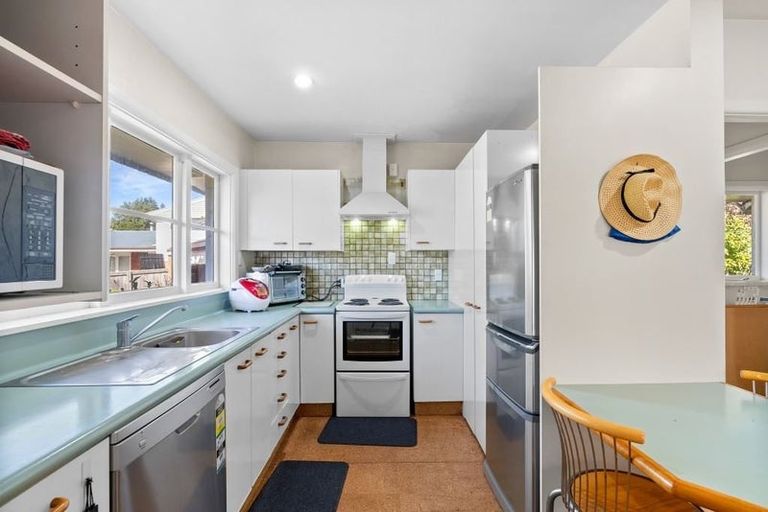 Photo of property in 8 Parkinson Place, Ilam, Christchurch, 8041