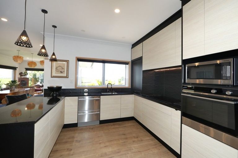 Photo of property in 247 Mutiny Road, Poukawa, Hastings, 4172