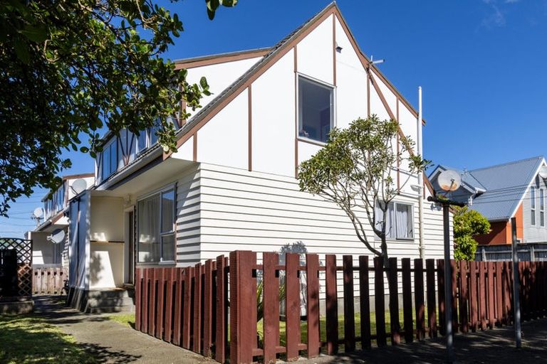 Photo of property in 4/15 Bolton Street, Petone, Lower Hutt, 5012