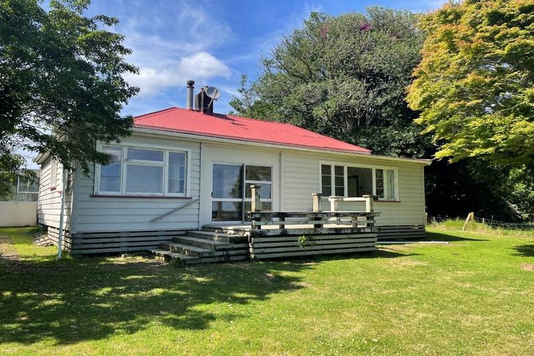 Photo of property in 73 Wilson Road, Urenui, 4375