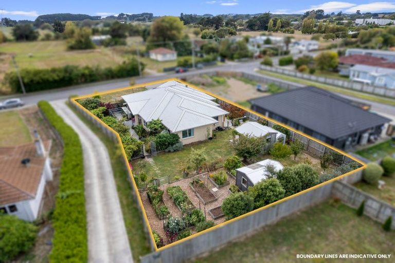 Photo of property in 197 Rangiuru Road, Otaki, 5512