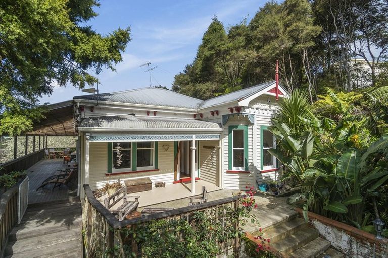 Photo of property in 135 Wairere Road, Waitakere, Auckland, 0782