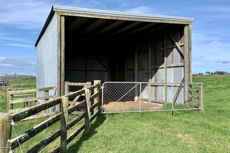 Photo of property in 21 Spargo Road, Huirangi, New Plymouth, 4373