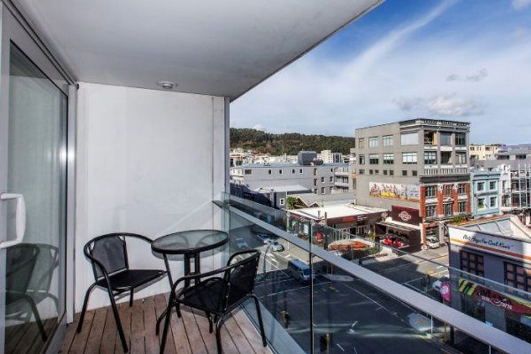 Photo of property in Monument Apartments, 5f/245 Wakefield Street, Te Aro, Wellington, 6011