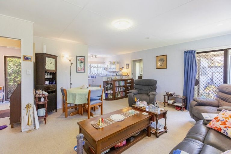 Photo of property in 46-48 Coventry Avenue, Tamatea, Napier, 4112