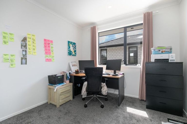 Photo of property in 79 Murray Ward Drive, Te Kauwhata, 3710