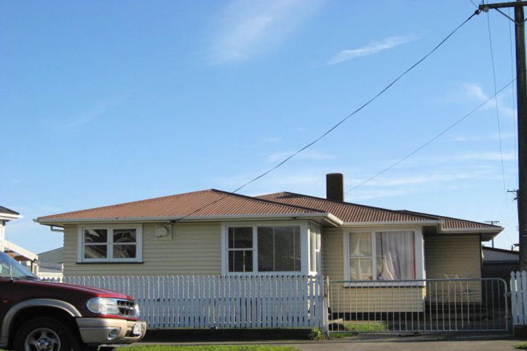 Photo of property in 13a Carlton Avenue, Gonville, Whanganui, 4501