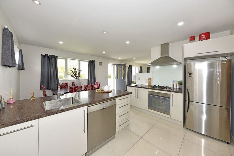 Photo of property in 35 Ottawa Road, Wainoni, Christchurch, 8061