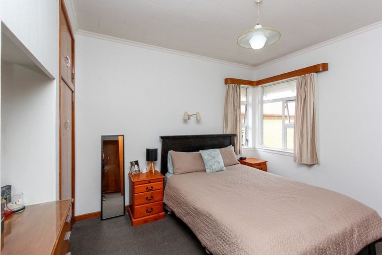 Photo of property in 27 Ngaio Street, Strandon, New Plymouth, 4312
