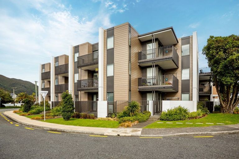 Photo of property in 104/94 Cambridge Terrace, Waterloo, Lower Hutt, 5011