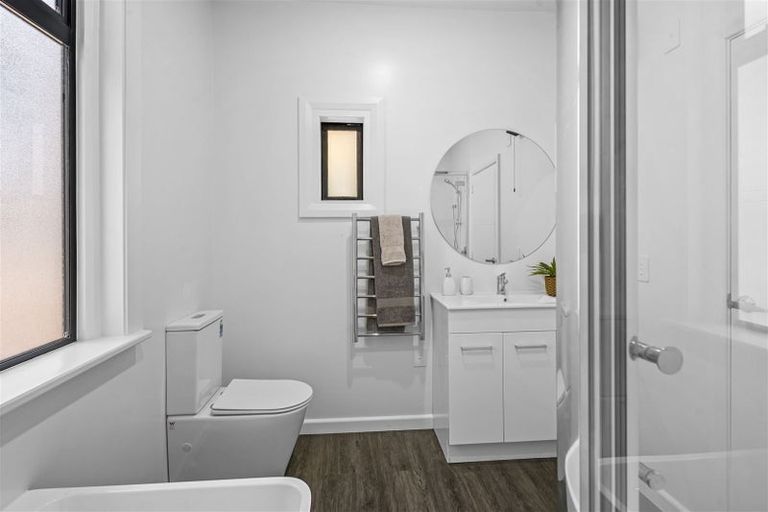 Photo of property in 12 Dyers Pass Road, Cashmere, Christchurch, 8022