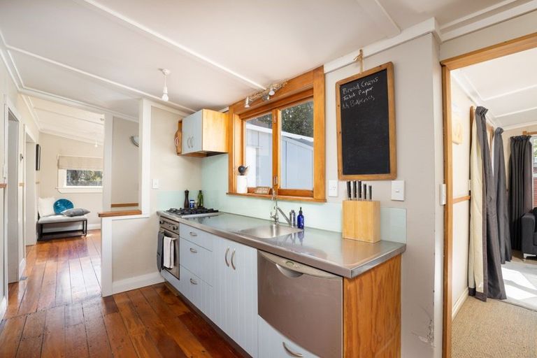 Photo of property in 7 Henui Street, Strandon, New Plymouth, 4312