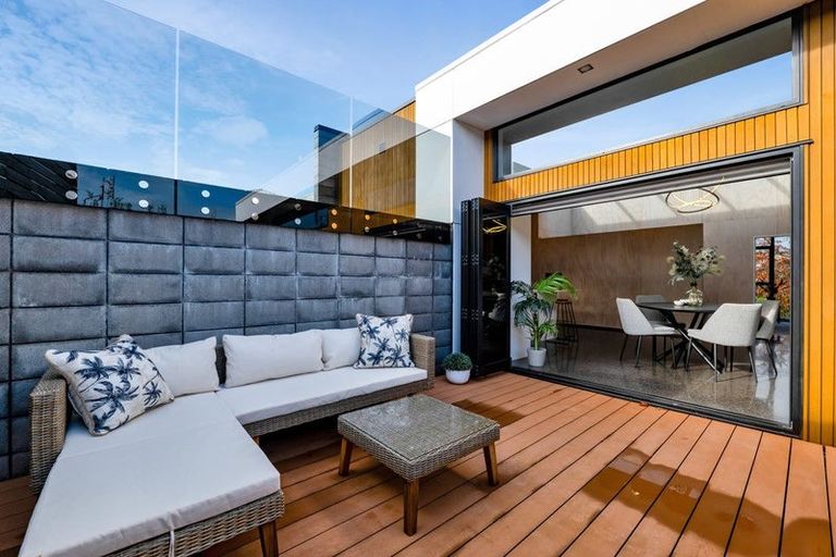 Photo of property in 82d Smart Road, Glen Avon, New Plymouth, 4312