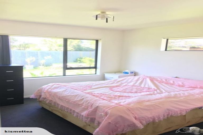 Photo of property in 40a Lambeth Crescent, Redwood, Christchurch, 8051