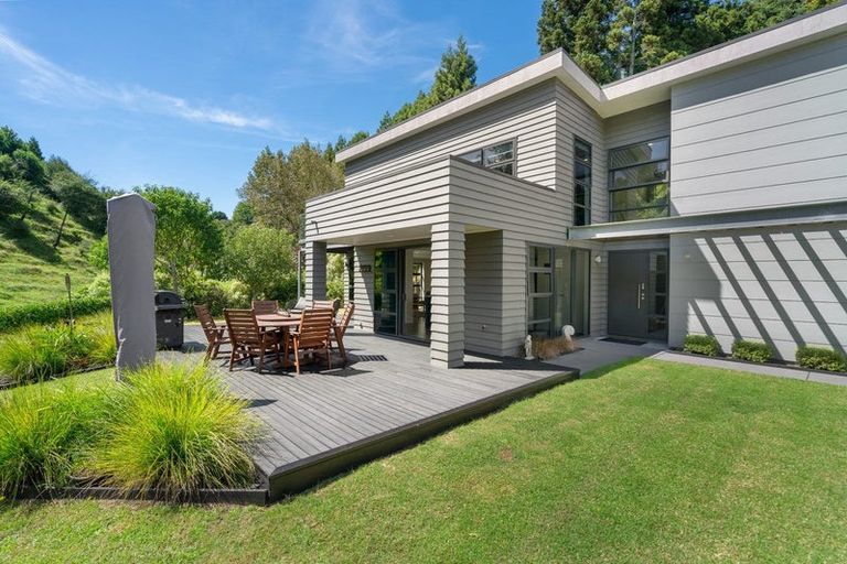 Photo of property in 55 Stonebridge Way, Pyes Pa, Tauranga, 3112