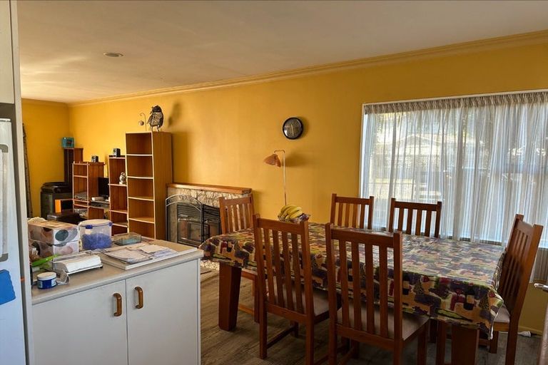 Photo of property in 14 Strathmore Avenue, Levin, 5510