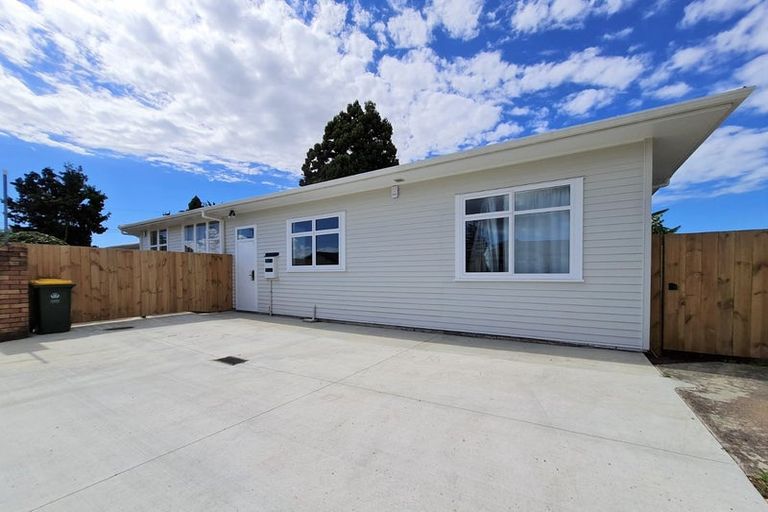Photo of property in 9 Von Sturmer Street, Mangere East, Auckland, 2024