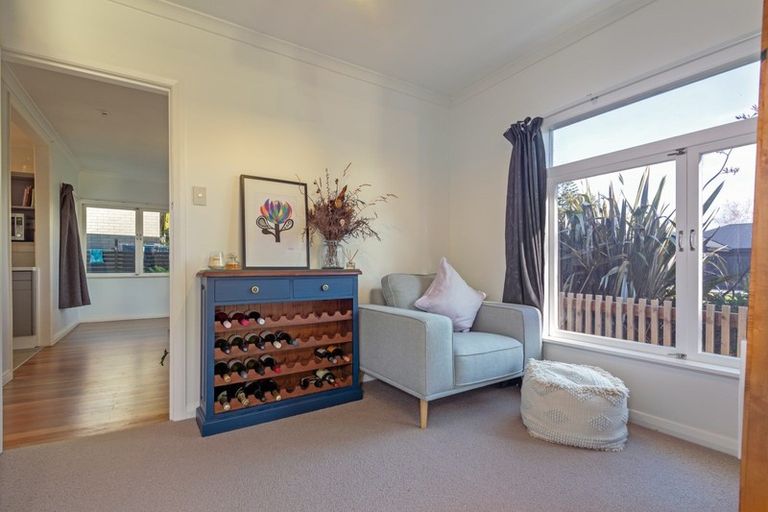 Photo of property in 87 Atawhai Road, Fitzherbert, Palmerston North, 4410