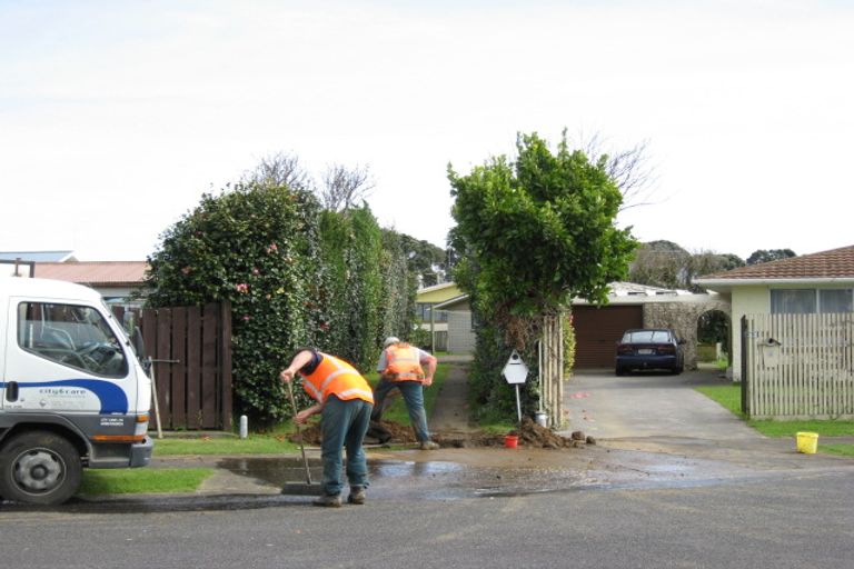Photo of property in 3 Farnham Place, Bell Block, New Plymouth, 4312