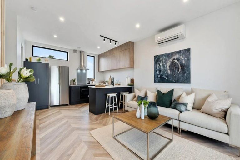 Photo of property in 3/8 Bennett Road, Pakuranga, Auckland, 2010