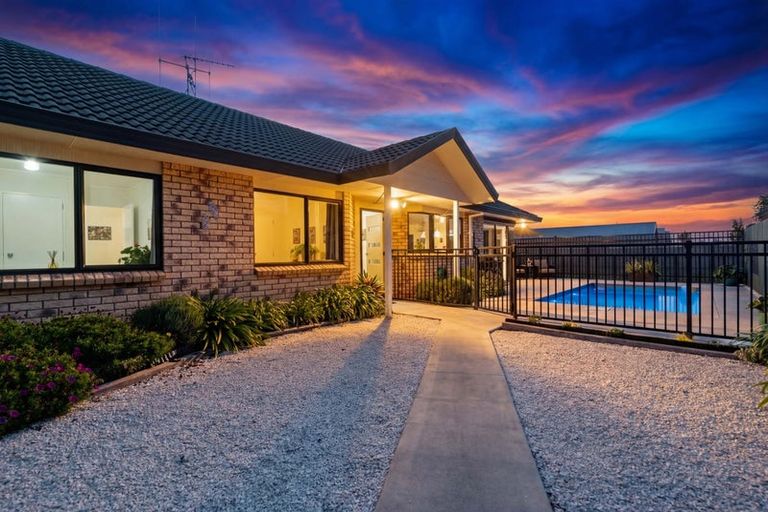 Photo of property in 116 Evans Road, Papamoa Beach, Papamoa, 3118