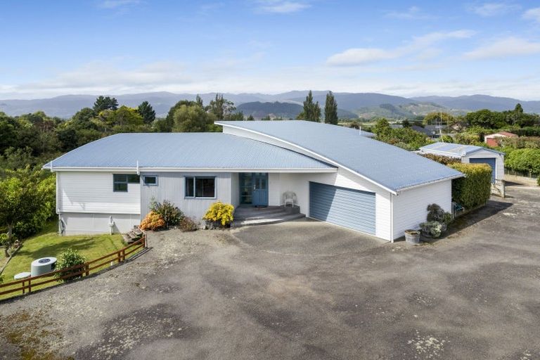 Photo of property in 19 Grande View Terrace, Ohau, Levin, 5570
