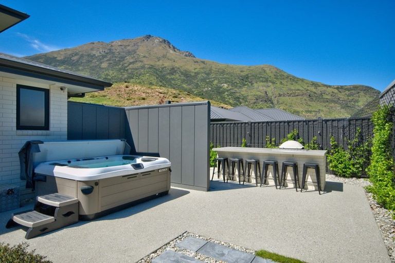 Photo of property in 24 Risinghurst Terrace, Lower Shotover, Queenstown, 9304