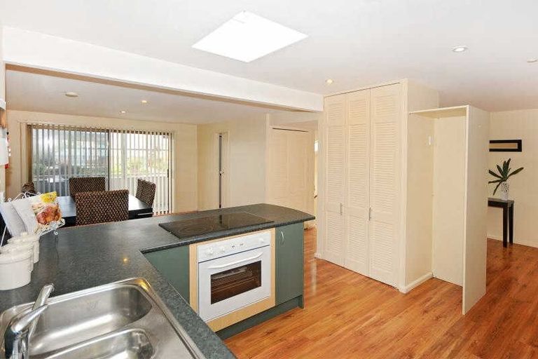 Photo of property in 119 Queens Road, Waikanae Beach, Waikanae, 5036