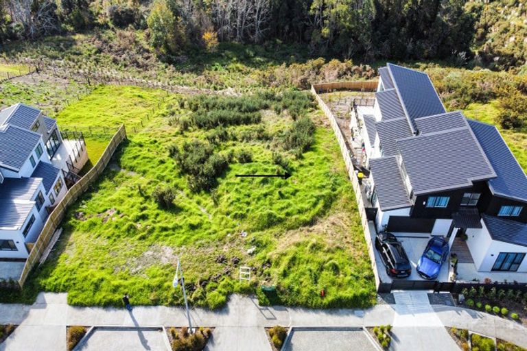 Photo of property in 31 Kotuitui Drive, Wainui, 0992