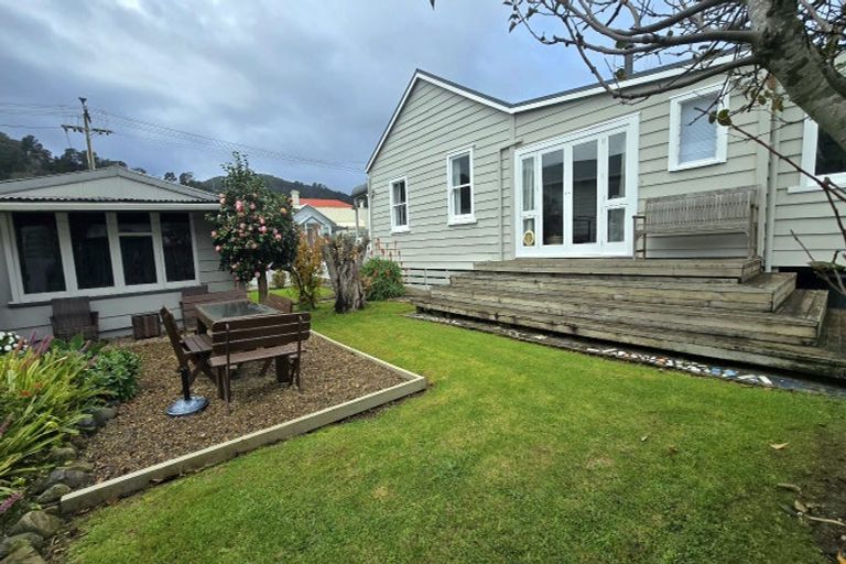Photo of property in 207 Davy Street, Thames, 3500