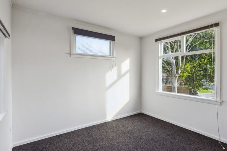 Photo of property in 75 Raumati Road, Raumati Beach, Paraparaumu, 5032