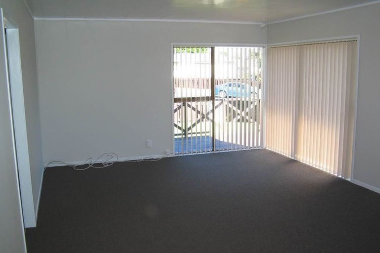 Photo of property in 23 Heathberry Close, Papatoetoe, Auckland, 2025
