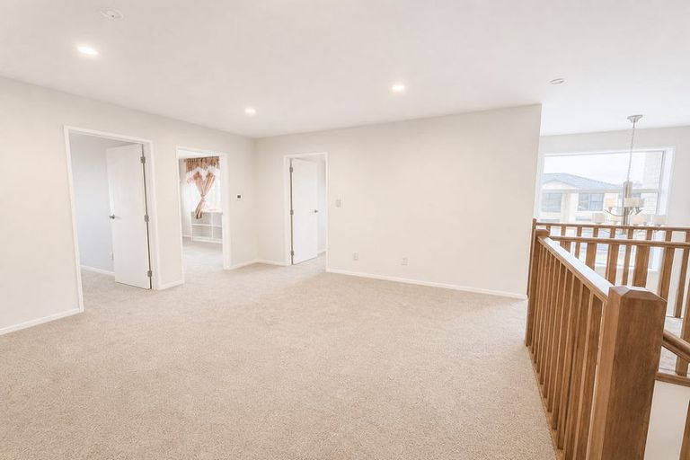 Photo of property in 51 Kerrykeel Drive, Flat Bush, Auckland, 2019