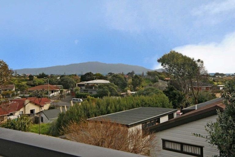 Photo of property in 4 Flaxmere Street, Waikanae Beach, Waikanae, 5036