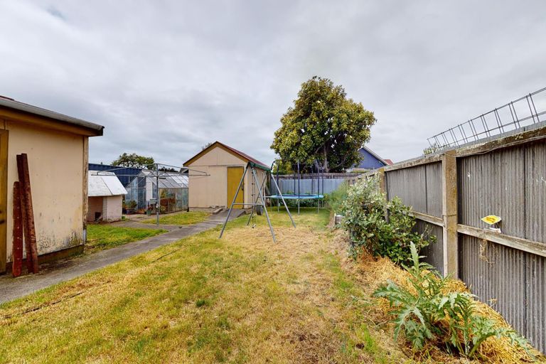 Photo of property in 70 Smith Street, Woolston, Christchurch, 8062