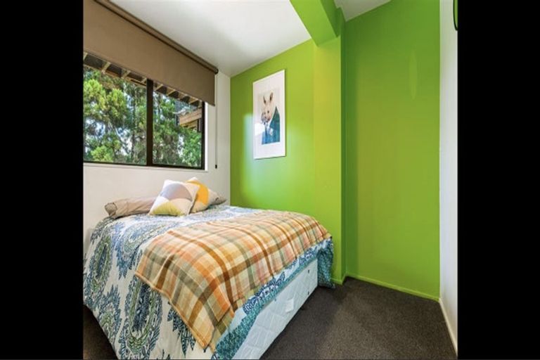 Photo of property in 367 Triangle Road, Henderson, Auckland, 0610