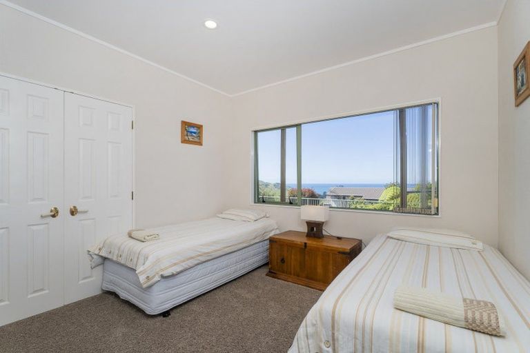Photo of property in 8 Landel Place, Whitianga, 3510