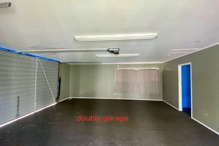 Photo of property in 155 View Road, Sunnyvale, Auckland, 0612