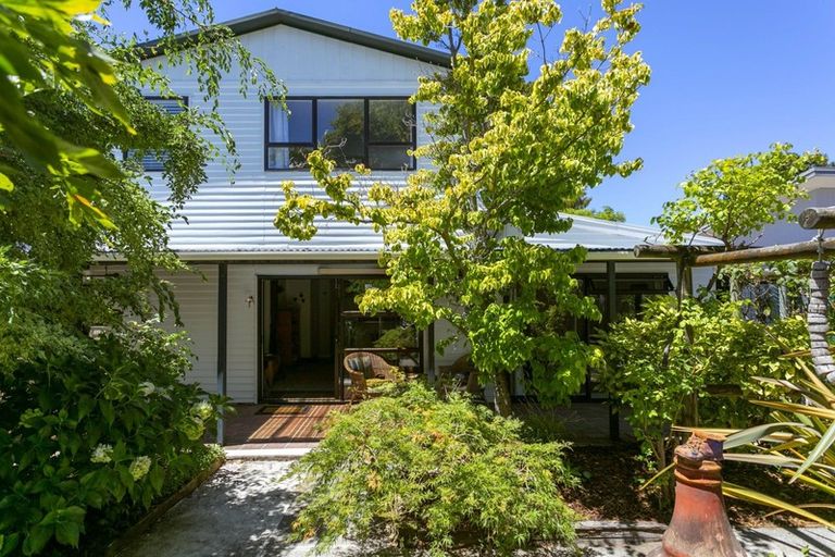 Photo of property in 1/16 Parata Street, Two Mile Bay, Taupo, 3330